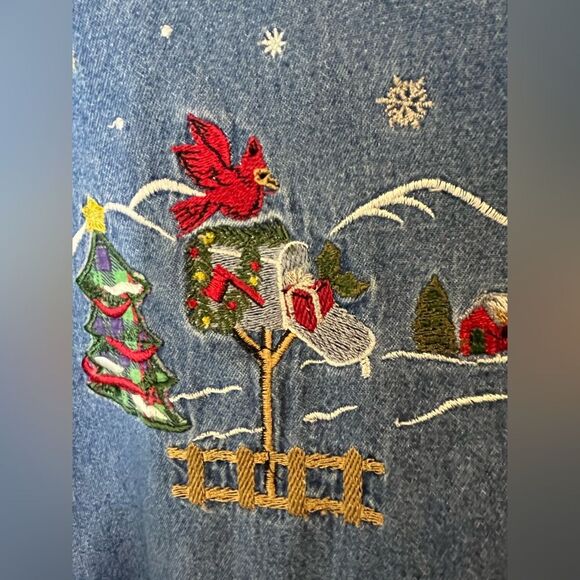 Basic Editions Holiday Shirt Size Large Denim Chambray Christmas W… - Picture 2 of 9